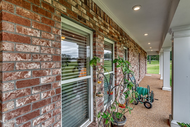 doorway to property featuring a porch