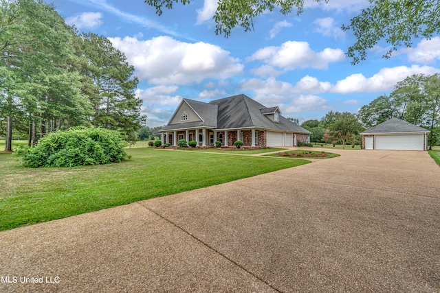 view of front of house with a front yard