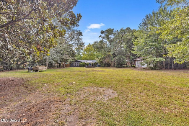 216 Buena Vista Dr, Long Beach, MS 39560 - view of yard