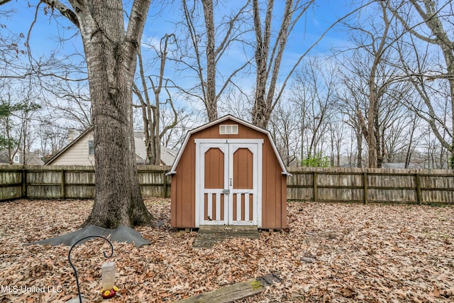 view of outbuilding