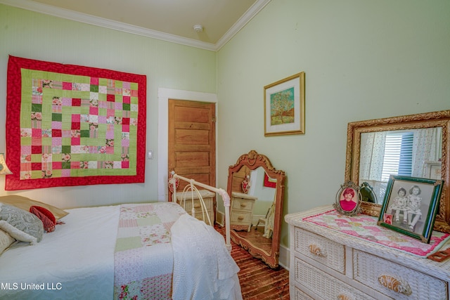 3508 11th St, Gulfport, MS 39501 - bedroom with ornamental molding, wood finished floors, and baseboards