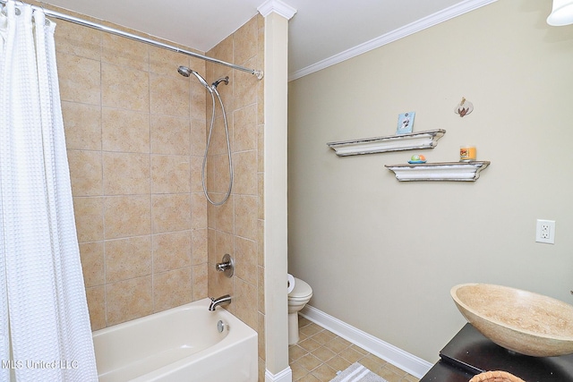 65 Breakers Ln, Ridgeland, MS 39157 - bathroom featuring tile patterned floors, baseboards, shower / tub combo with curtain, crown molding, and toilet