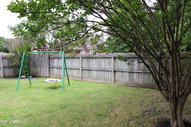 6904 Braybourne Main, Olive Branch, MS 38654 - view of yard featuring a playground