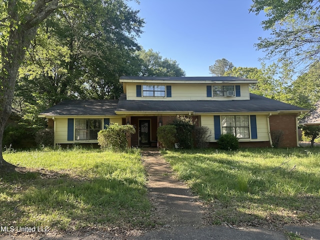 25 Oak Creek Pl, Jackson, MS 39211 - traditional home with brick siding