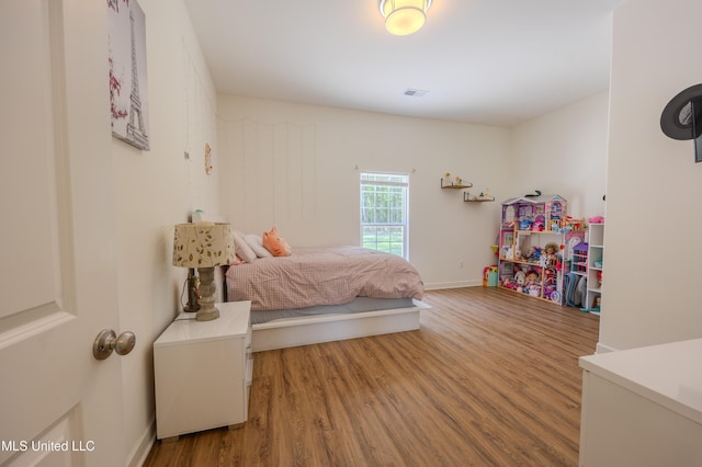 75 Dry Field Cv, Byhalia, MS 38611 - bedroom featuring wood finished floors and baseboards