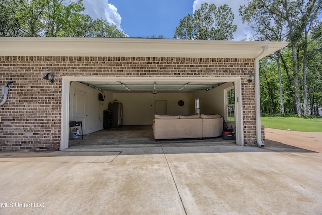 75 Dry Field Cv, Byhalia, MS 38611 - garage with driveway and refrigerator