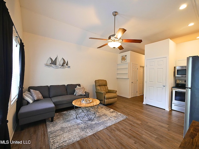 living room with dark wood-style flooring, recessed lighting, baseboards, and ceiling fan