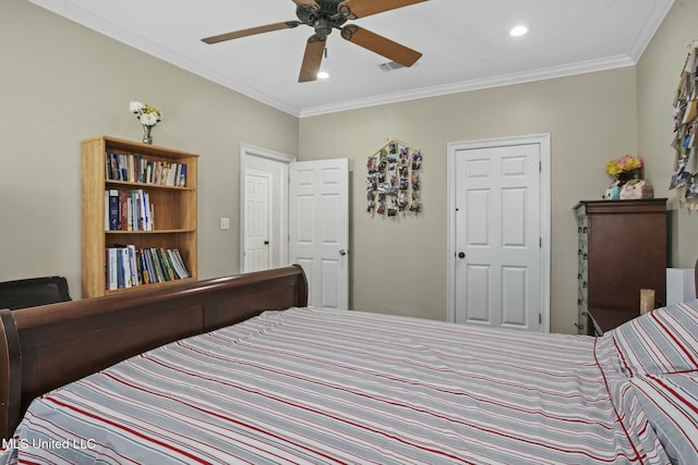 bedroom with visible vents, recessed lighting, crown molding, and ceiling fan