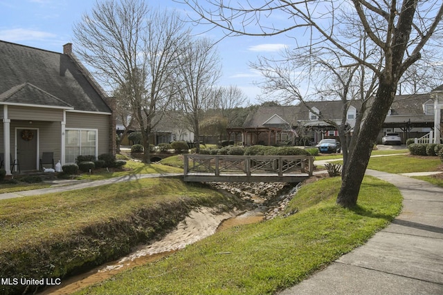 exterior space featuring a lawn