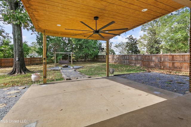 view of patio / terrace with ceiling fan