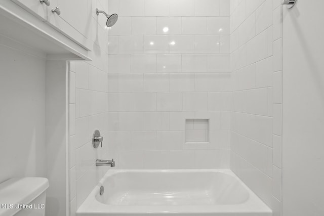 119 Paylors Way, Madison, MS 39110 - bathroom with toilet and shower / bathtub combination