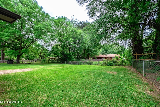 138 William Mckinley Cir, Jackson, MS 39213 - view of yard