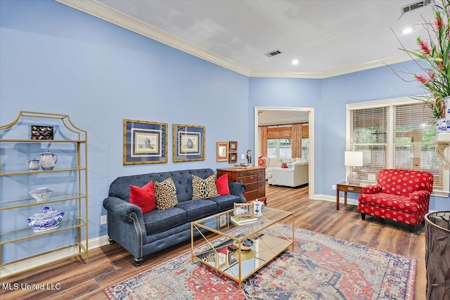 611 Berridge Dr, Ridgeland, MS 39157 - living room featuring ornamental molding, wood finished floors, baseboards, and recessed lighting