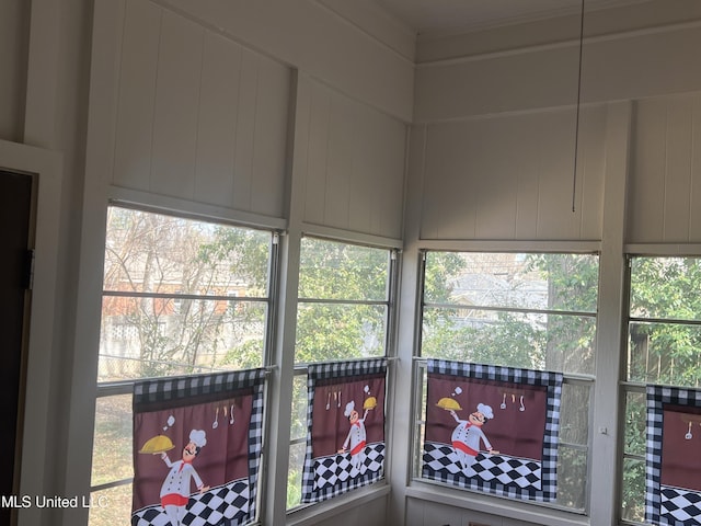 view of unfurnished sunroom