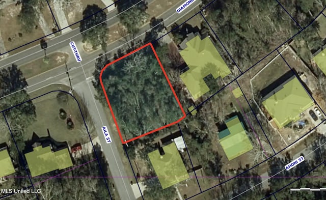 Listing photo 2 for LOT1 Diamondhead Dr E, Diamondhead MS 39525