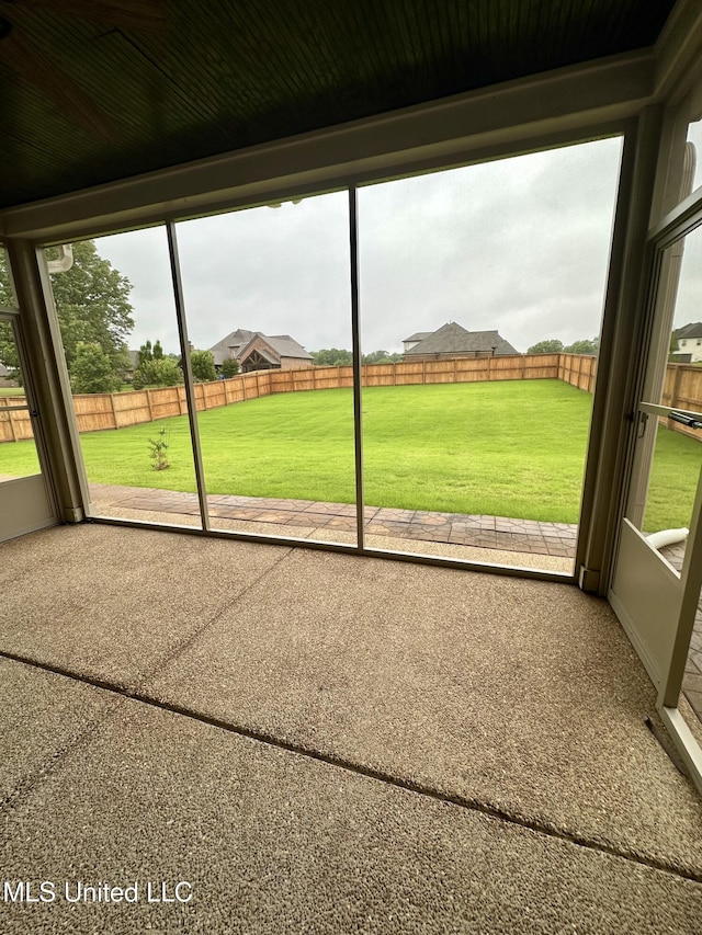 4049 Courtyard Dr, Southaven, MS 38671 - view of unfurnished sunroom