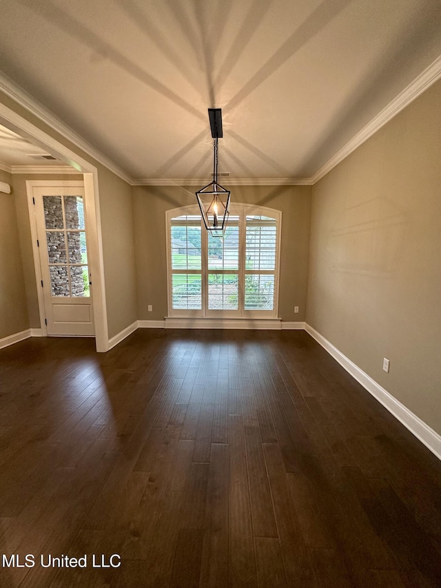 4049 Courtyard Dr, Southaven, MS 38671 - spare room with dark wood-style flooring, baseboards, and crown molding