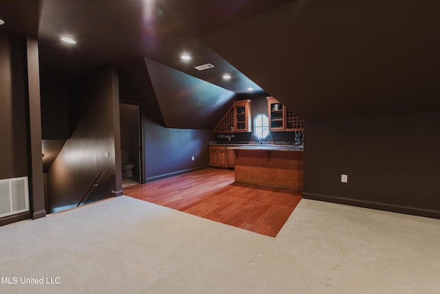 104 Overbrook Hl, Ridgeland, MS 39157 - additional living space featuring lofted ceiling, light wood-style floors, and recessed lighting