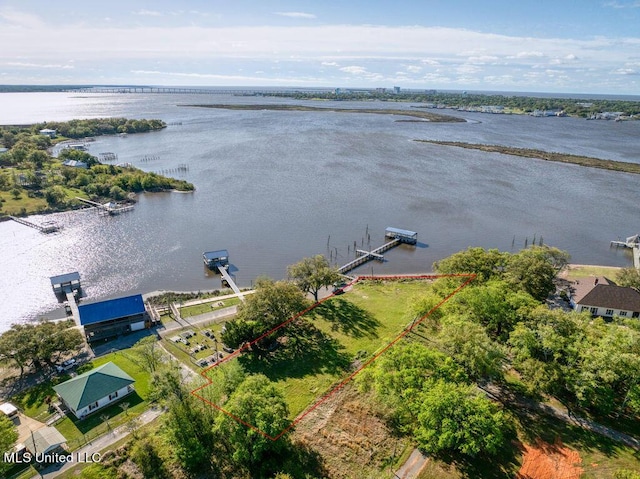 9469 Grady Ln, Diberville, MS 39540