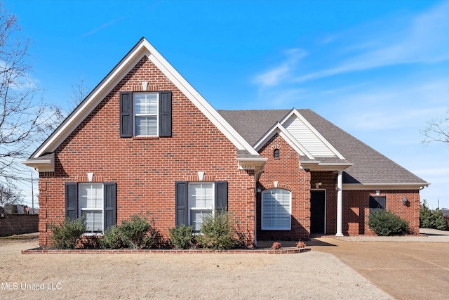 view of front property