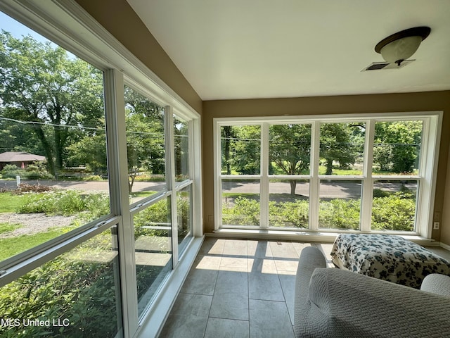 2293 Elm St, Hernando, MS 38632 - view of sunroom / solarium