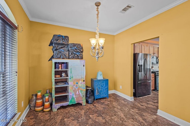 interior space featuring visible vents, baseboards, a notable chandelier, and crown molding