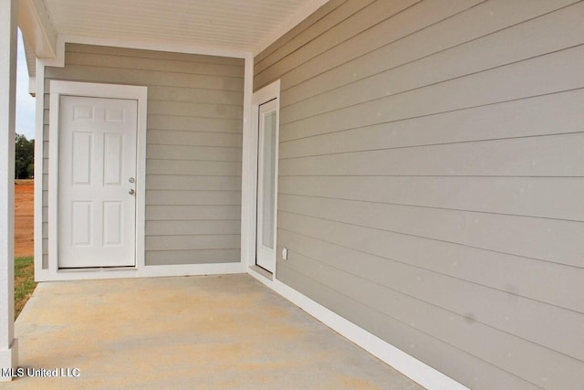 view of property entrance