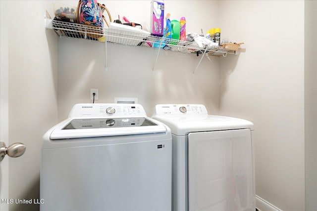 4943 W Margarette Cir, Olive Branch, MS 38654 - washroom featuring independent washer and dryer