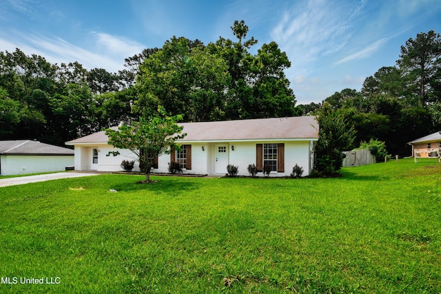 18 Crossgates Dr, Brandon, MS 39042 - single story home featuring brick siding and concrete driveway