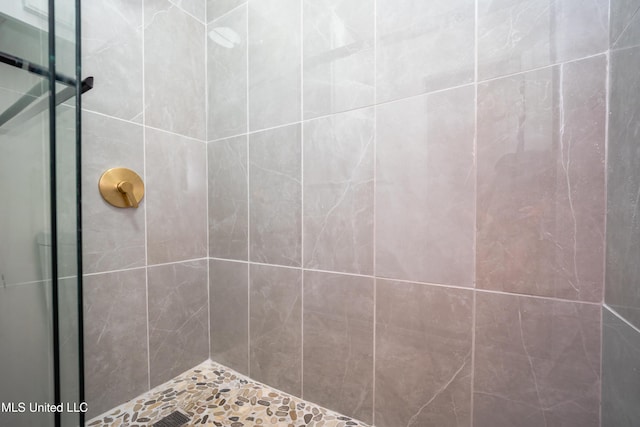 18 Crossgates Dr, Brandon, MS 39042 - bathroom featuring a stall shower
