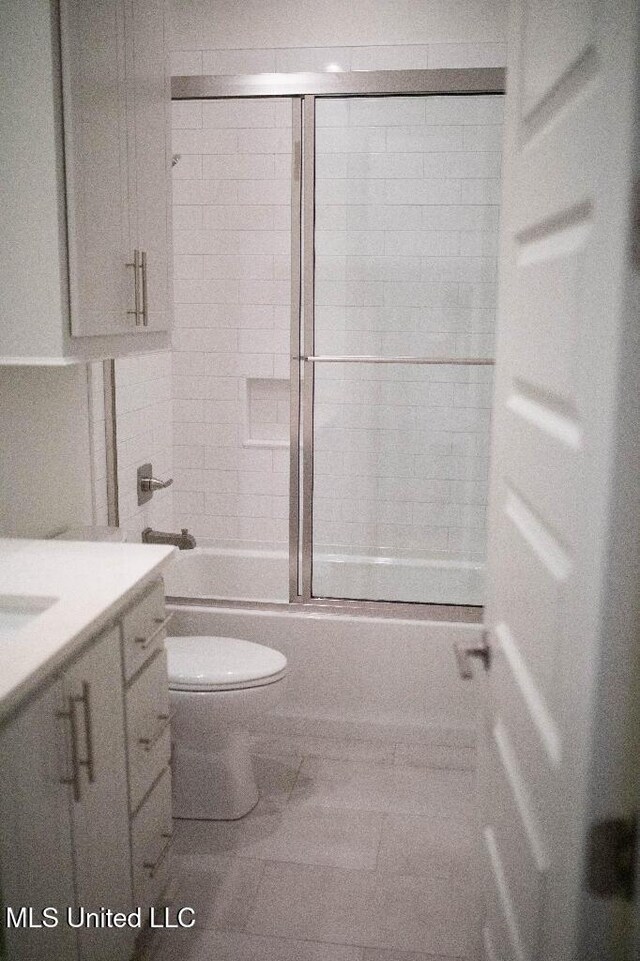 256 Arbor Trl, Brandon, MS 39047 - full bath featuring toilet, combined bath / shower with glass door, and vanity