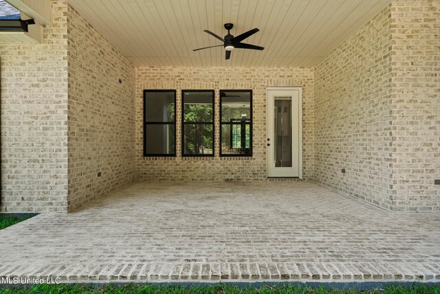 view of patio / terrace with ceiling fan