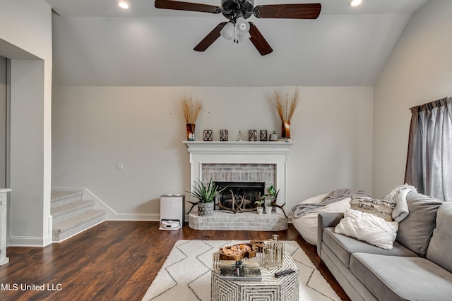 708 Oak Trl, Canton, MS 39046 - living room with vaulted ceiling, a ceiling fan, wood finished floors, recessed lighting, and baseboards
