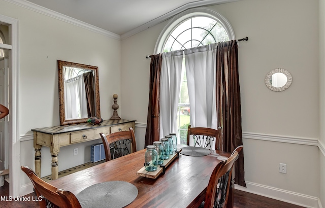 708 Oak Trl, Canton, MS 39046 - dining room featuring baseboards, dark wood-style floors, and crown molding