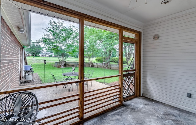 708 Oak Trl, Canton, MS 39046 - view of unfurnished sunroom