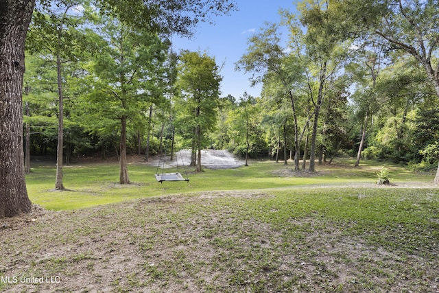5297 Tuxachanie Dr, Biloxi, MS 39532 - view of green lawn