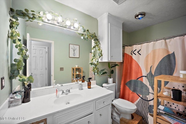 505 Golden Eagle Dr, Byram, MS 39272 - full bathroom with vanity, a textured ceiling, and a shower with curtain