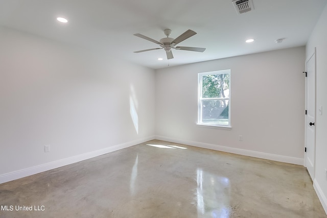 spare room featuring ceiling fan