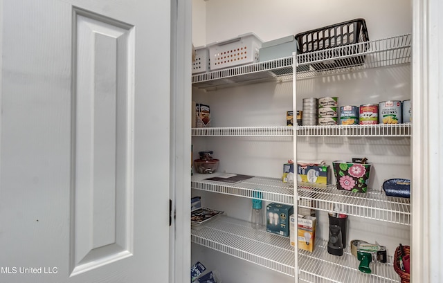 814 Lynwood Ln, Pearl, MS 39208 - view of pantry