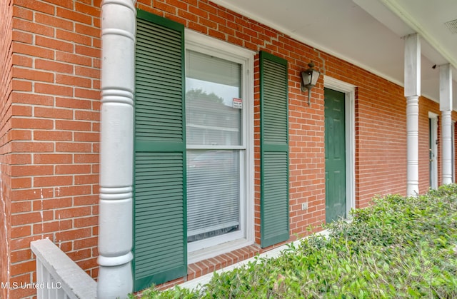 735 Wicklow Pl Unit A, Ridgeland, MS 39157 - exterior view of brick siding