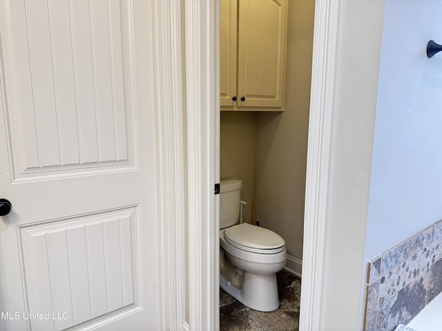 128 Charlton Dr, Madison, MS 39110 - bathroom featuring toilet