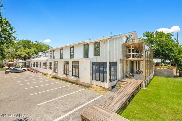 301 S Toulme St Unit 201, Bay Saint Louis, MS 39520 - view of building exterior