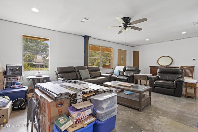 23601 Hinton Rd, Lucedale, MS 39452