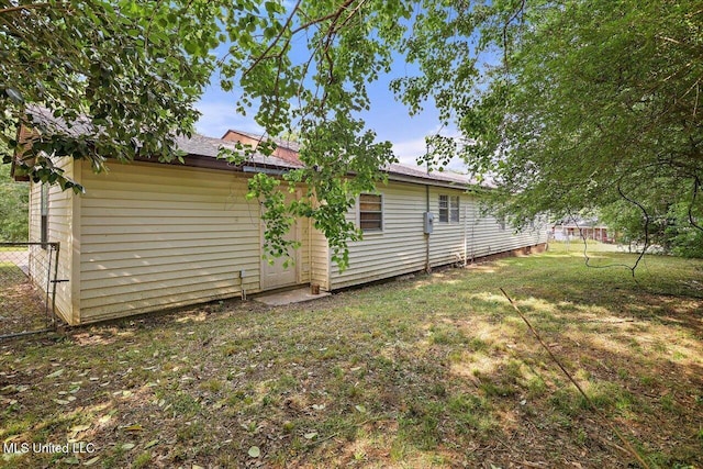 722 SE 1st St, Magee, MS 39111 - exterior space featuring fence and a yard