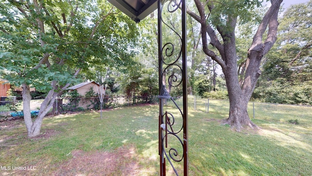 1384 Whitworth Cv, Southaven, MS 38671 - view of yard
