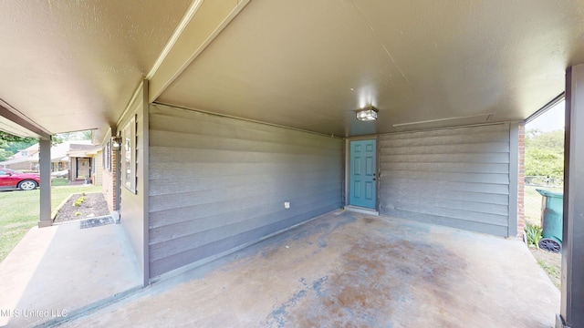 1384 Whitworth Cv, Southaven, MS 38671 - view of patio / terrace