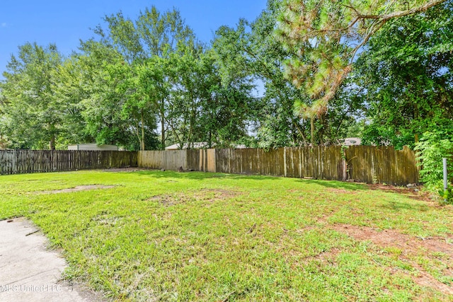 2607 Calle De Feliz St, Gautier, MS 39553 - view of fenced backyard