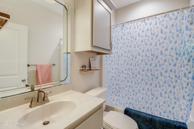 508 Dynsmore Pl, Long Beach, MS 39560 - bathroom with vanity and shower / bath combo