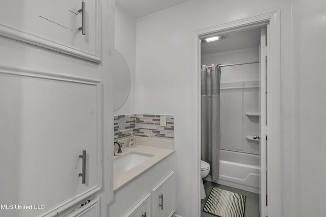 full bathroom featuring vanity, toilet, decorative backsplash, and shower / bathtub combination with curtain