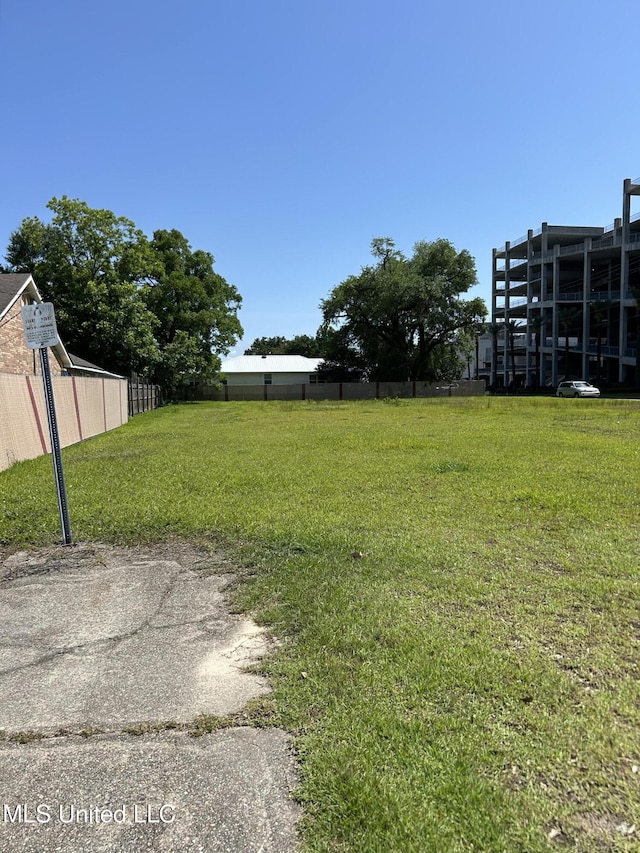 3185 Race Track Rd, Diberville, MS 39540